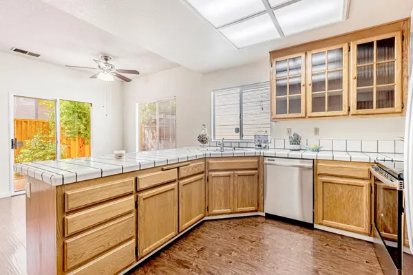$3,900 | 39737 Potrero Drive, Newark, CA 94560