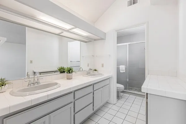 $3,900 | 39737 Potrero Drive, Newark, CA 94560