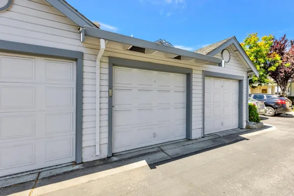 $3,900 | 39737 Potrero Drive, Newark, CA 94560