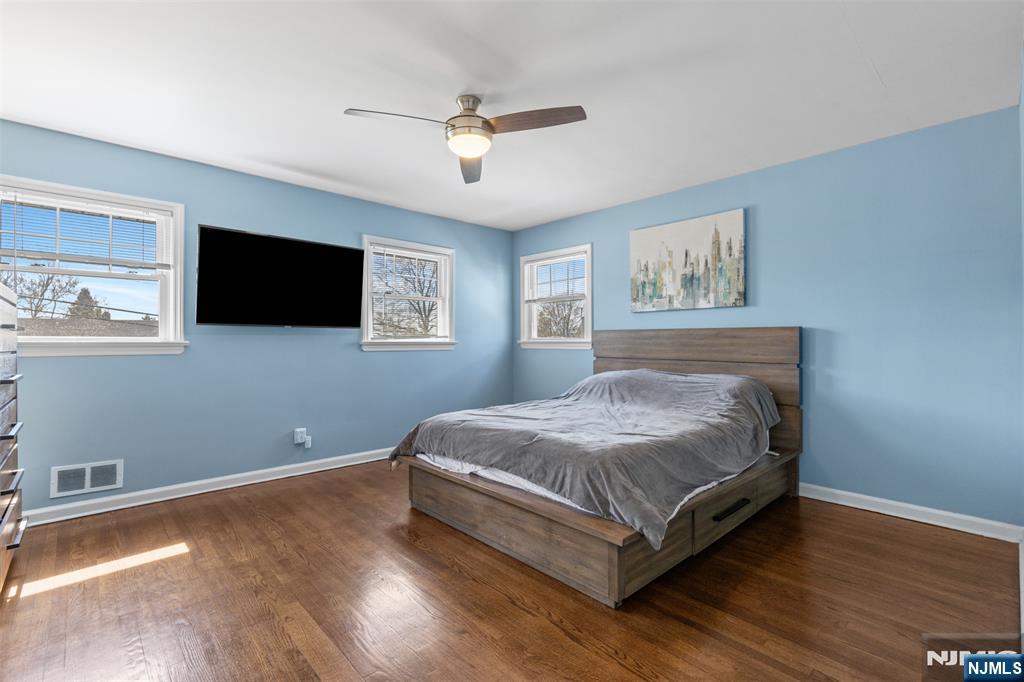 404 Simons Avenue Hackensack, NJ 07601 - Photo 18 of 34