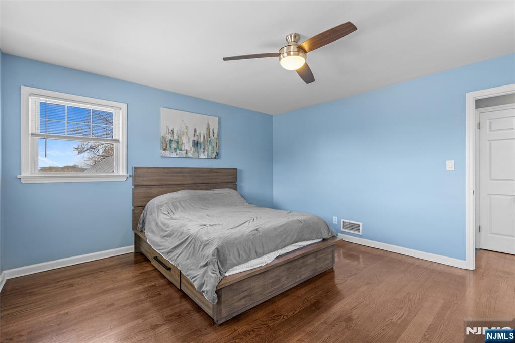 404 Simons Avenue Hackensack, NJ 07601 - Photo 20 of 34