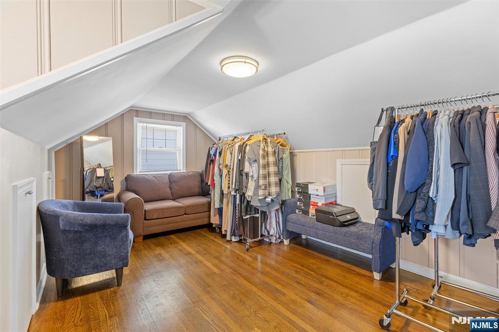 404 Simons Avenue Hackensack, NJ 07601 - Photo 26 of 34