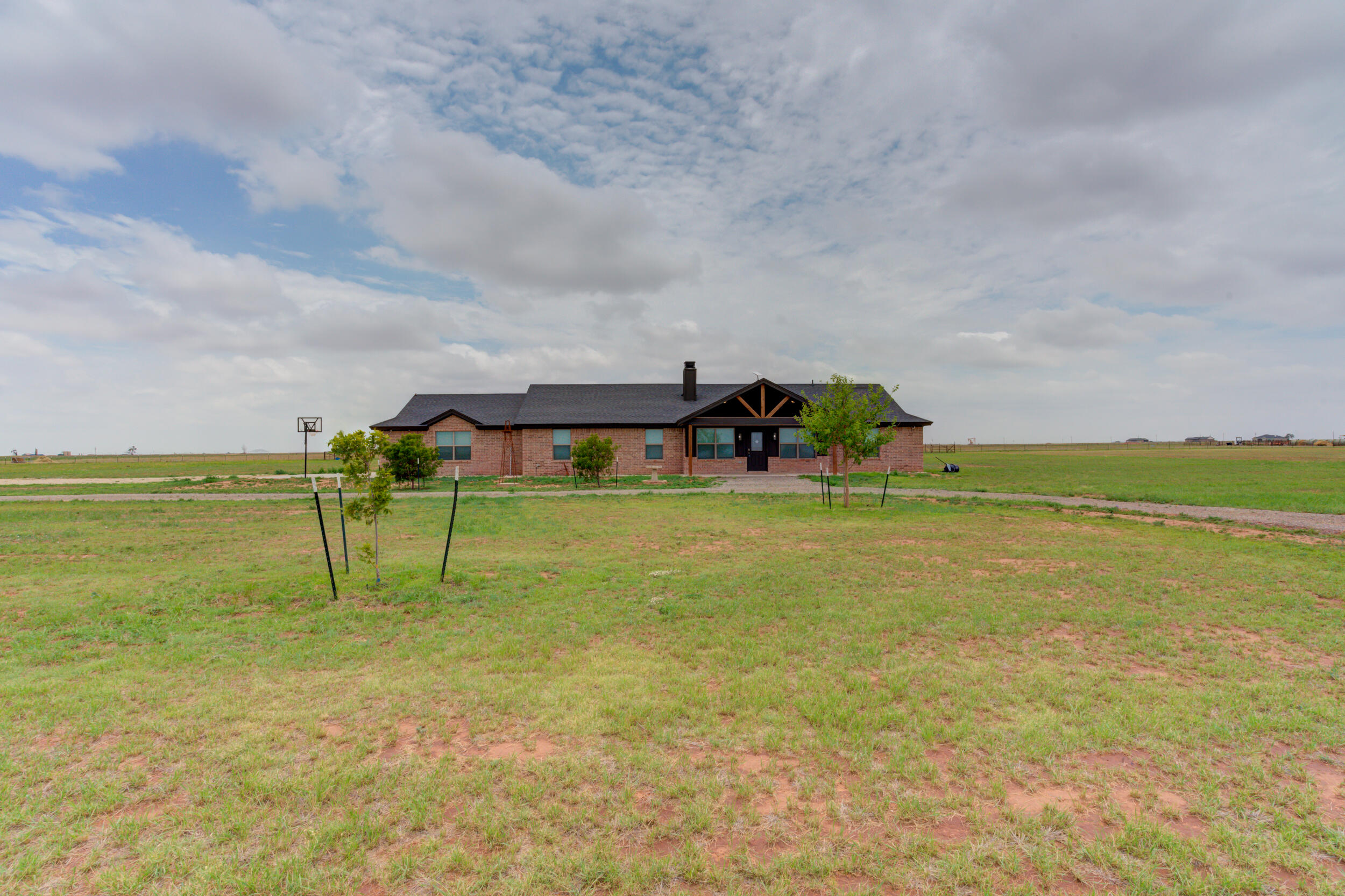 10721 County Road 6000 Shallowater, TX 79363 - Photo 3 of 41 10721-CR-6000_Shallowater-TX_40