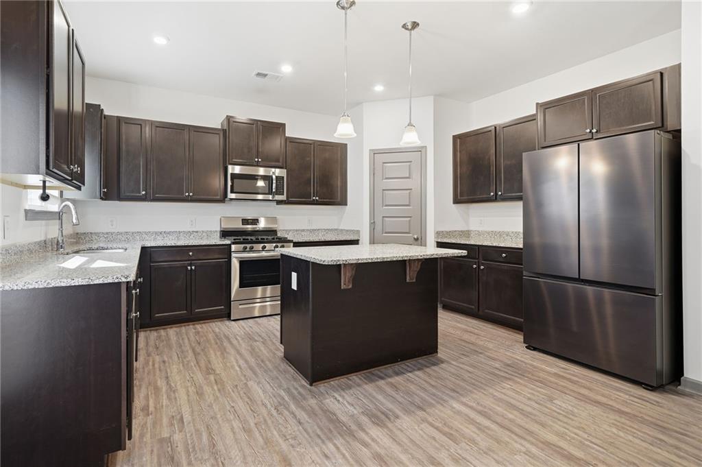 182 Kimberleys Crossing Jasper, GA 30143 - Photo 14 of 45