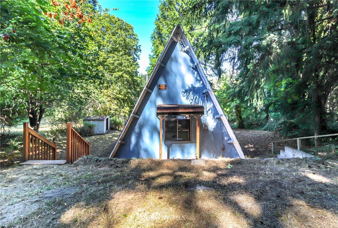 4815 Rehklau Road Southeast Olympia, WA 98513 - Photo 2 of 39 Gallery Image 2