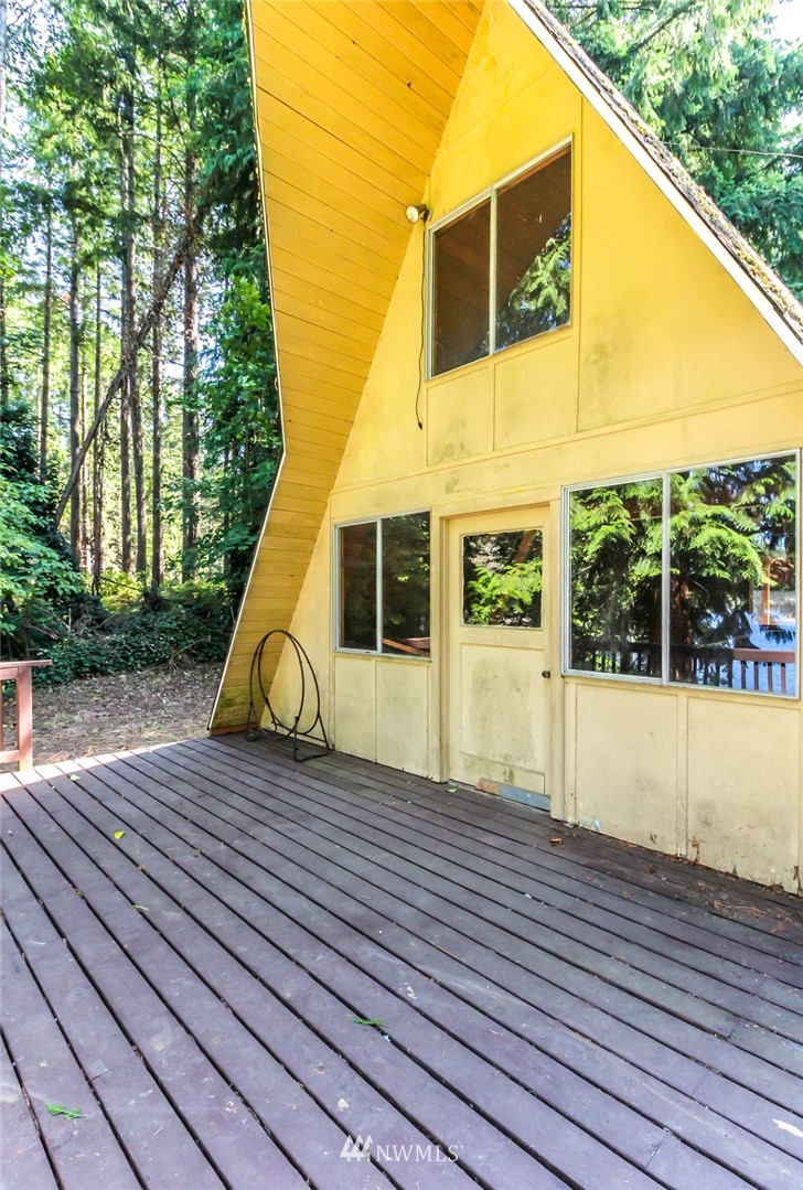 4815 Rehklau Road Southeast Olympia, WA 98513 - Photo 9 of 39 Gallery Image 9