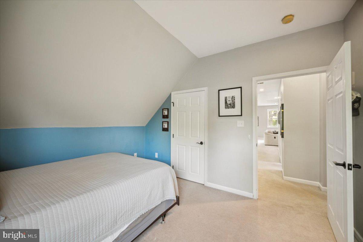 972 Smithbridge Road Glen Mills, PA 19342 - Photo 70 of 75 a bedroom with a bed and painting on the wall