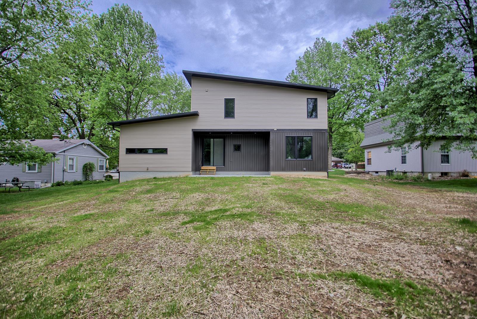 925 Schwarz Road Edwardsville, IL 62025 - Photo 86 of 92 Gallery Image 86