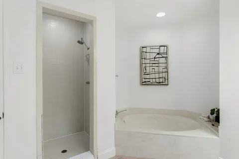 $429,900 | 4711 Spicewood Springs Road, Unit 254, Austin, TX 78759