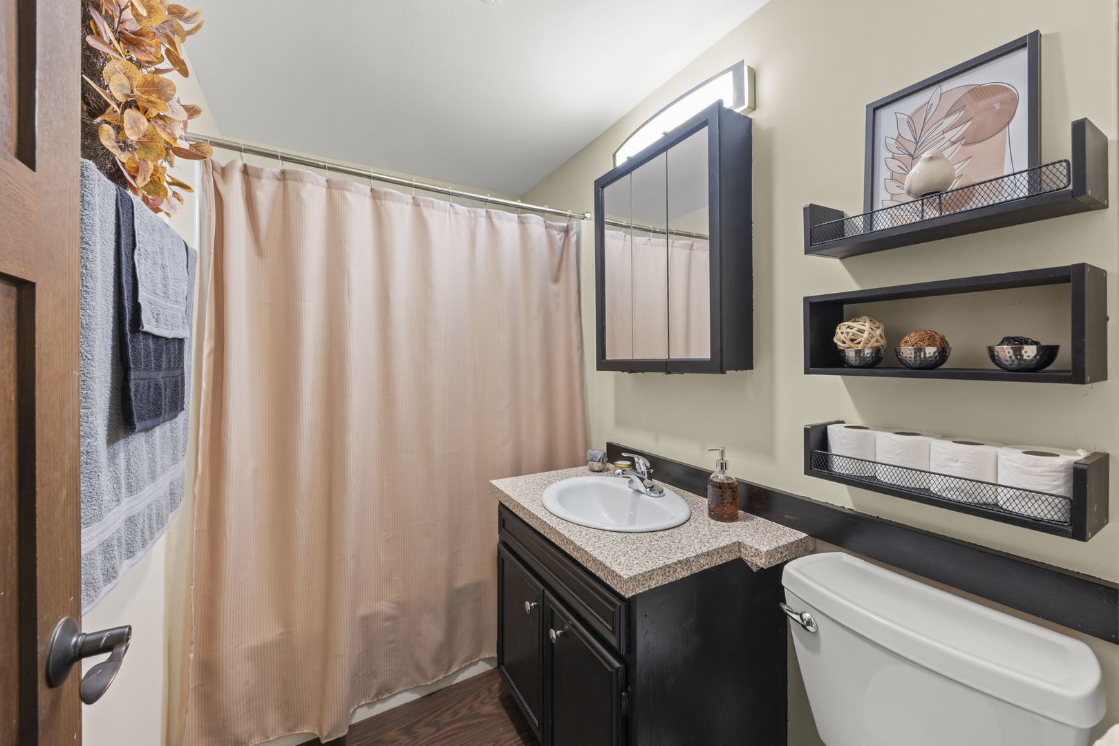 1913 Birch Road Homewood, IL 60430 - Photo 18 of 22 a bathroom with a sink and a toilet