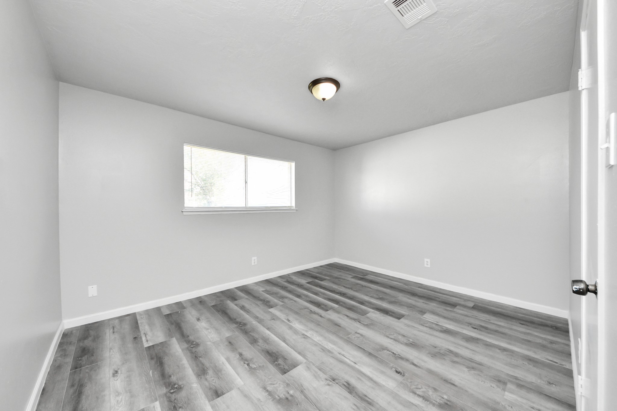 8011 La Roche Lane Houston, TX 77036 - Photo 36 of 45