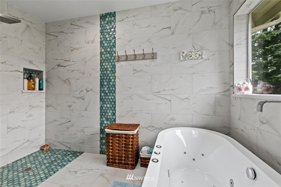 13969 Southeast 159th Place Renton, WA 98058 - Photo 14 of 21 Gallery Image 14
