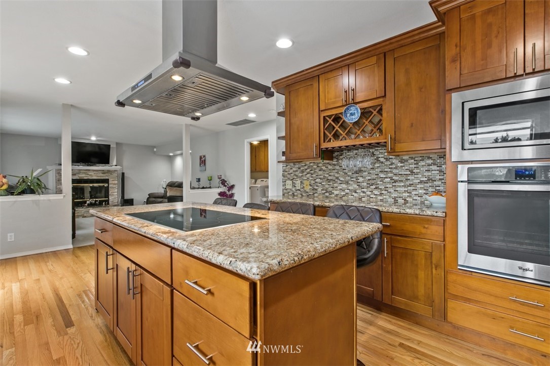 13969 Southeast 159th Place Renton, WA 98058 - Photo 5 of 21 Gallery Image 5