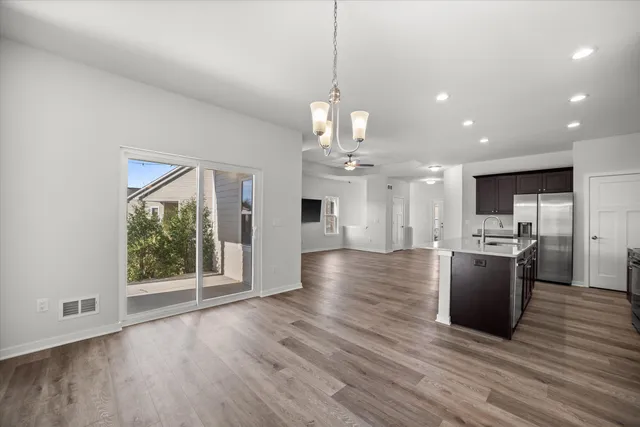 $369,900 | 807 Bridlewood Drive, Unit 11, Hartford, WI 53027