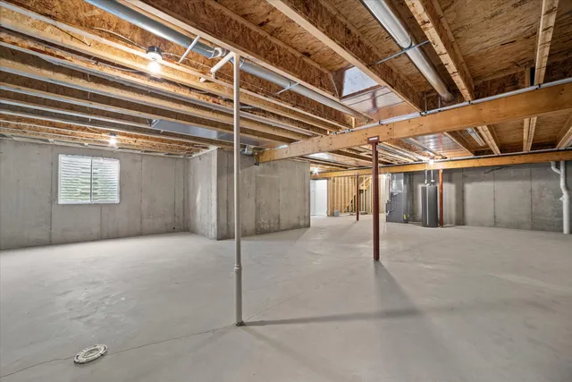 $369,900 | 807 Bridlewood Drive, Unit 11, Hartford, WI 53027