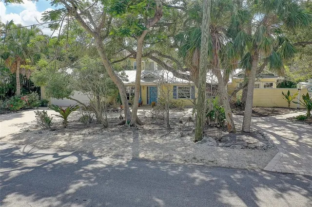 $1,000,000 | 226 Ogden Street, Sarasota, FL 34242