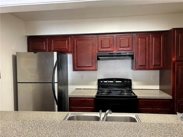 $1,200 | 828 Vouray Drive, Unit A, Kenner, LA 70065