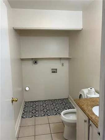 $1,200 | 828 Vouray Drive, Unit A, Kenner, LA 70065