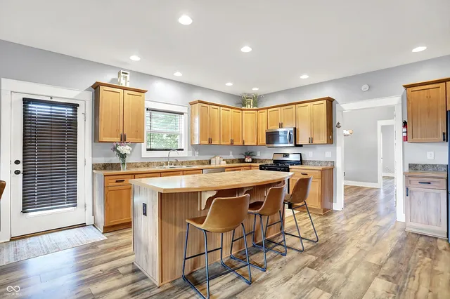 $469,900 | 241 Liberty Boulevard, Mooresville, IN 46158