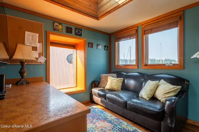 $610,000 | 34129 Scenic Bay Road, Bayview, ID 83803