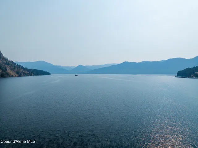 $610,000 | 34129 Scenic Bay Road, Bayview, ID 83803