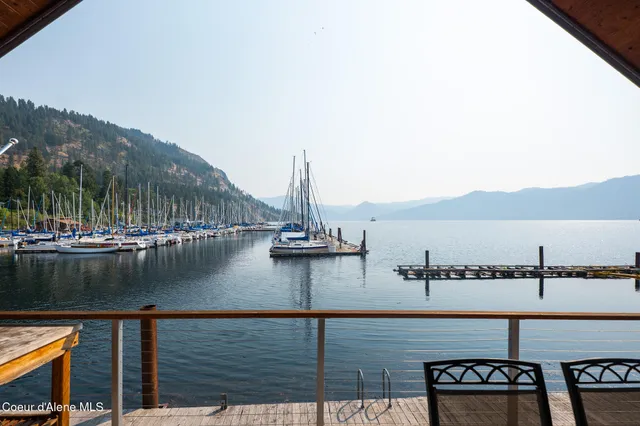 $610,000 | 34129 Scenic Bay Road, Bayview, ID 83803