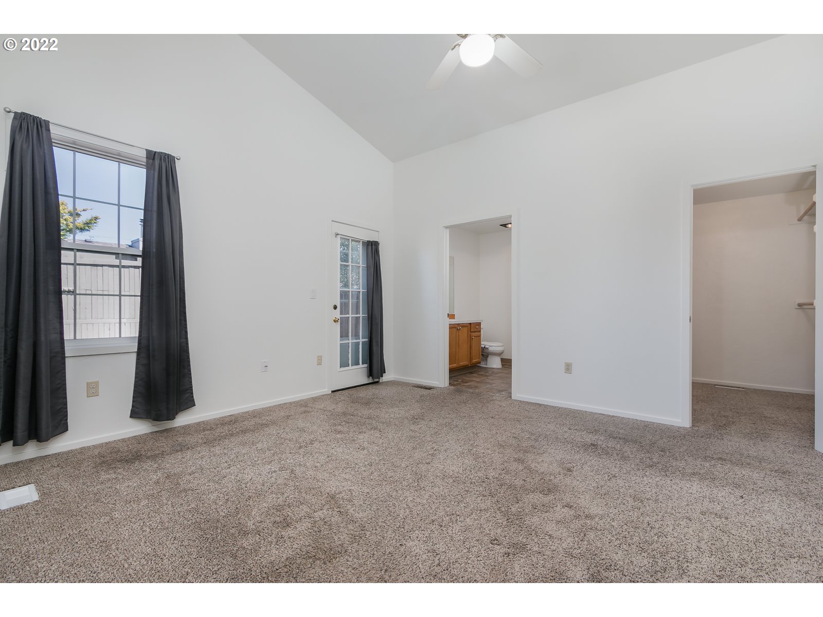 2491 Mangan Street Eugene, OR 97402 - Photo 20 of 20 a view of an empty room with a window