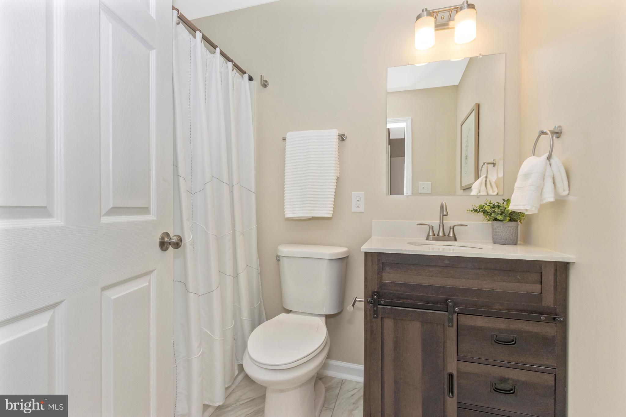 6203 Quinn Road Frederick, MD 21701 - Photo 18 of 57 Full Bath