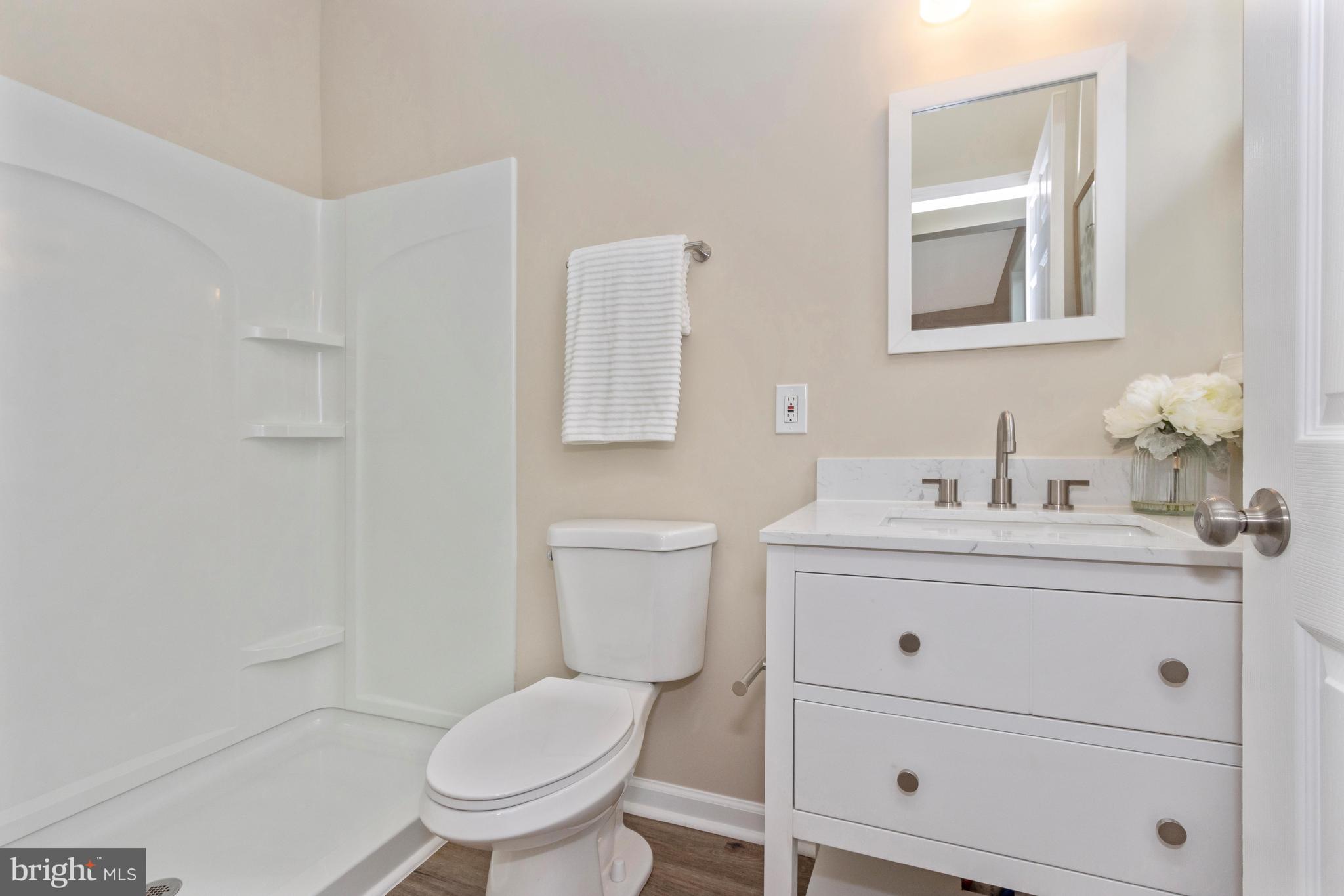 6203 Quinn Road Frederick, MD 21701 - Photo 24 of 57 Primary Bathroom