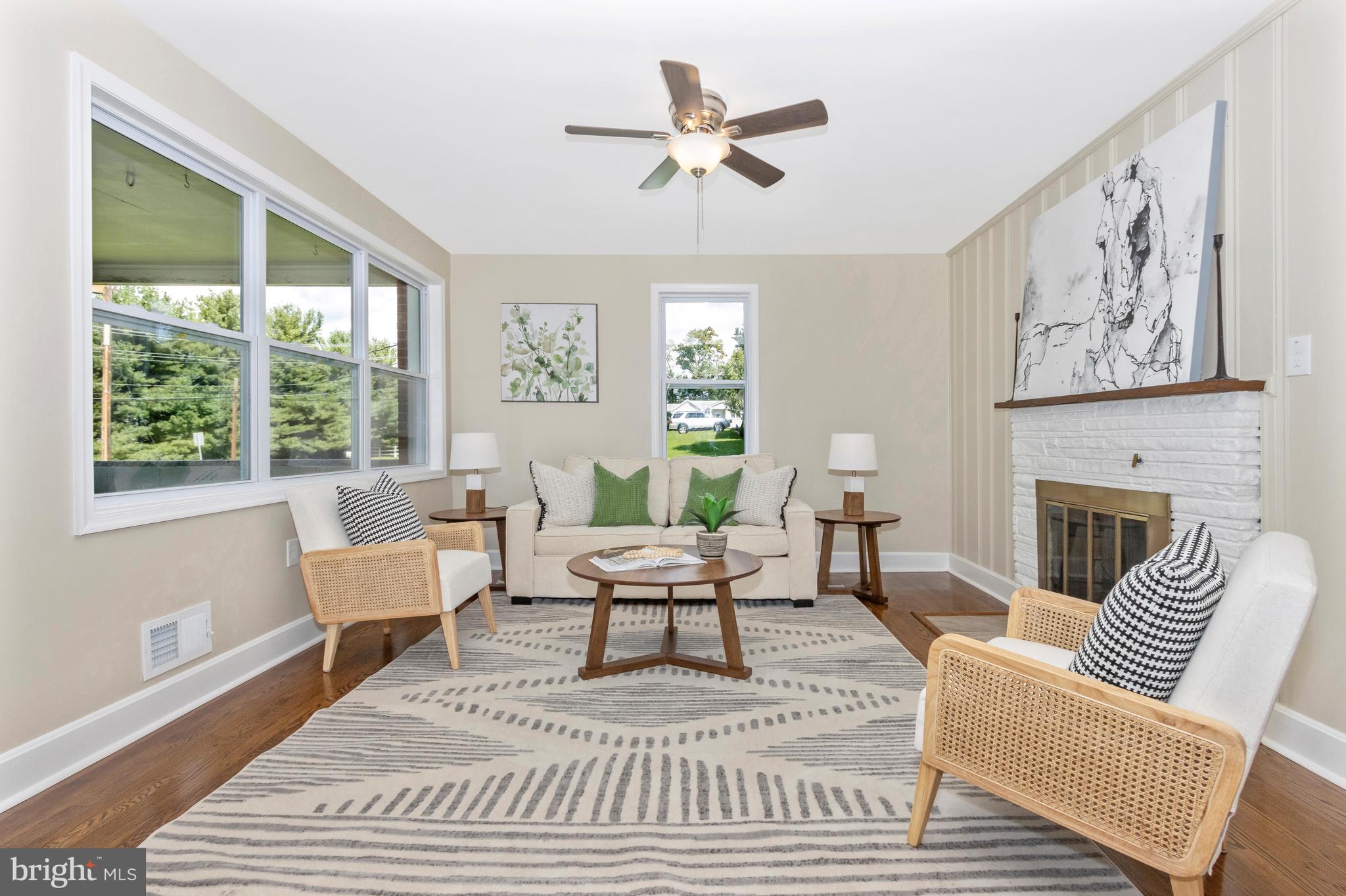 6203 Quinn Road Frederick, MD 21701 - Photo 5 of 57 Living Room