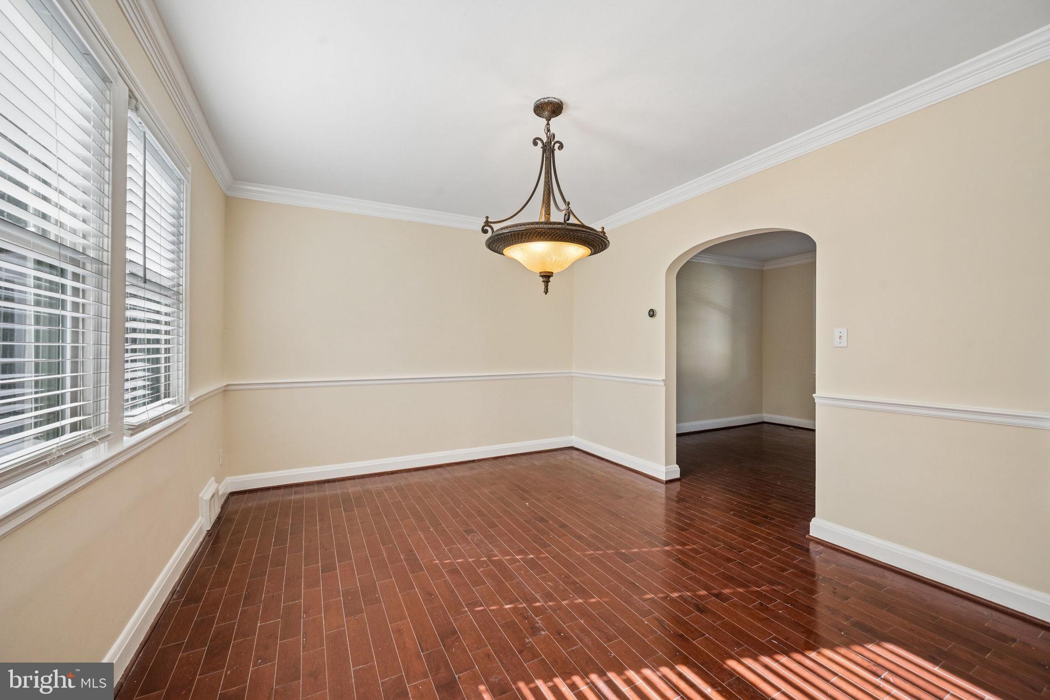 33 Briarwood Road Catonsville, MD 21228 - Photo 13 of 43