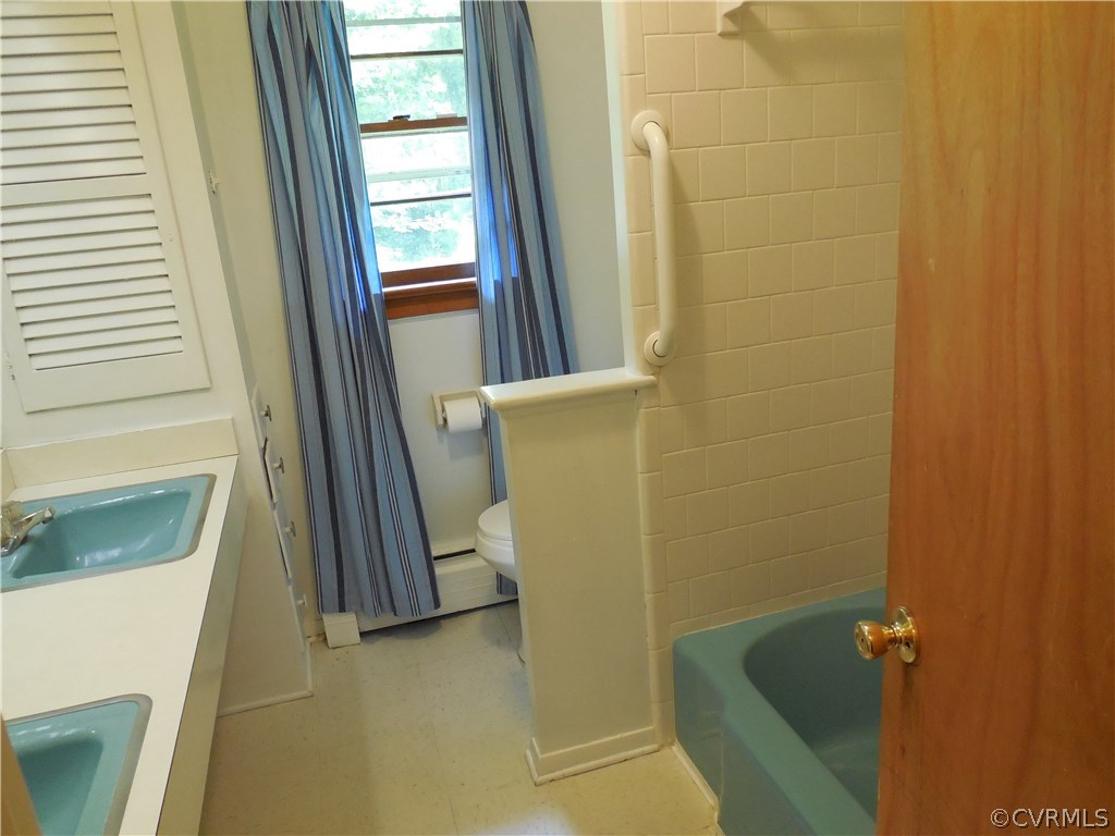 3920 Newbys Bridge Road Richmond, VA 23235 - Photo 26 of 41 Hall Bath - new commode