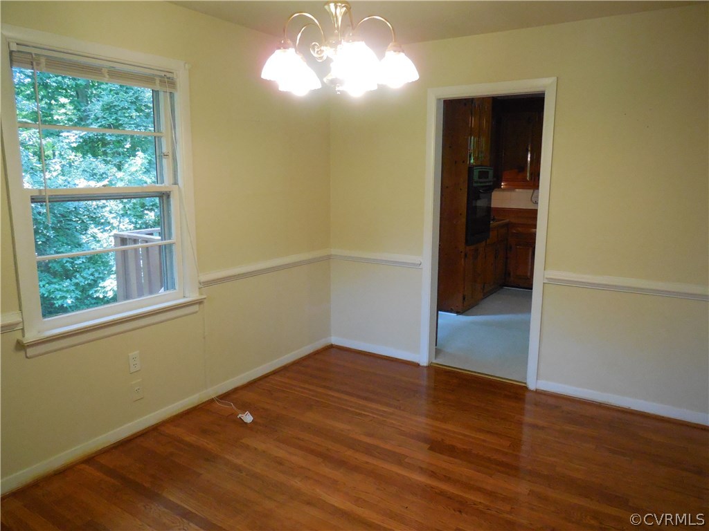 3920 Newbys Bridge Road Richmond, VA 23235 - Photo 10 of 41 Dining Room - pocket door to kitchen