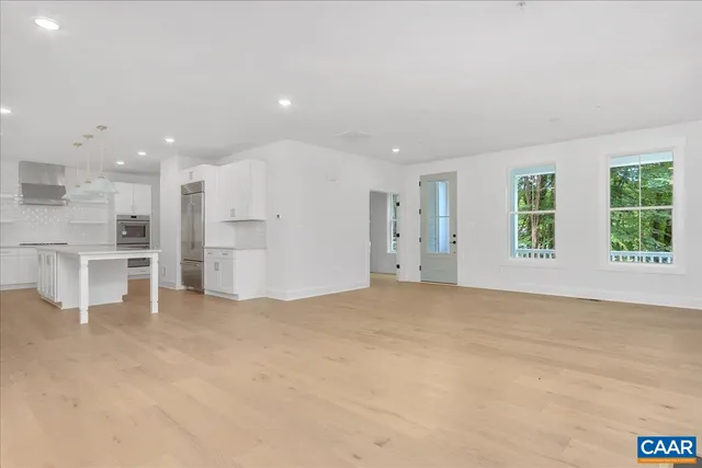 $870,000 | 6368 Louisa Road, Keswick, VA 22947