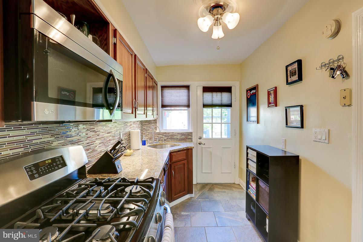 8630 Rock Oak Road Baltimore, MD 21234 - Photo 22 of 30 Kitchen