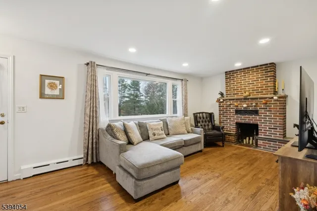 $600,000 | 68 Clover Hill Road, Flemington, NJ 08822