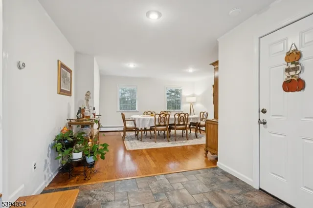 $600,000 | 68 Clover Hill Road, Flemington, NJ 08822