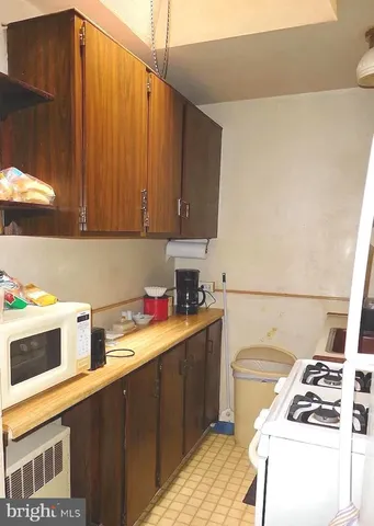 $1,105 | 5703 Charles Street, Unit 2, Philadelphia, PA 19135