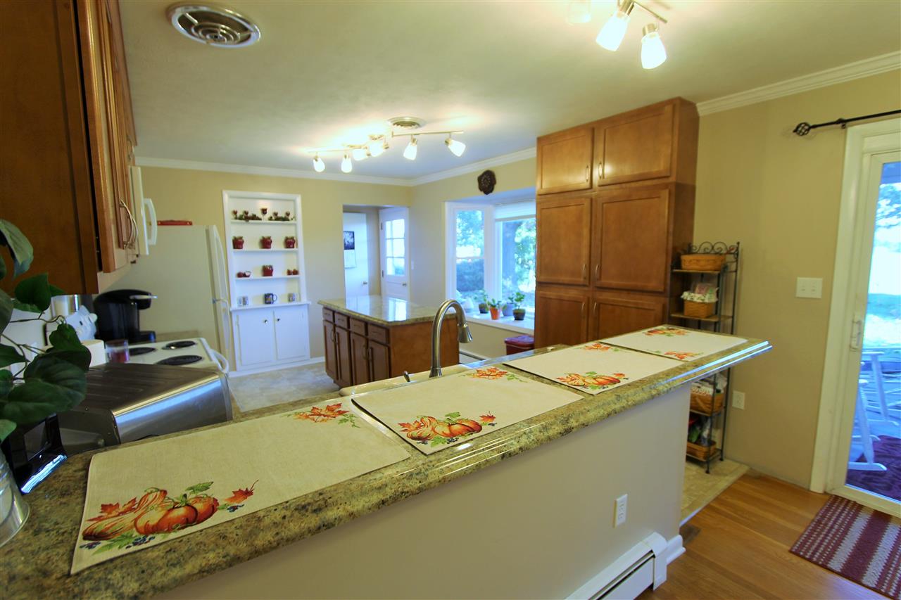 95 Cattle Scales Road Waynesboro, VA 22980 - Photo 26 of 50 a room with a bed and a table