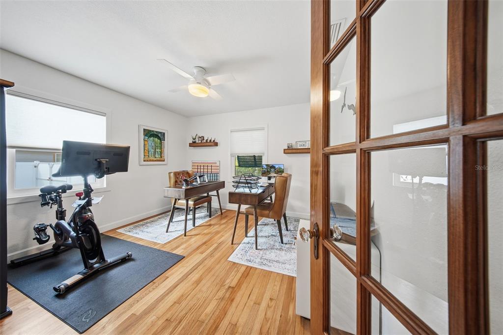 1830 Main Street Safety Harbor, FL 34695 - Photo 49 of 90 a view of a livingroom with furniture and a flat screen tv