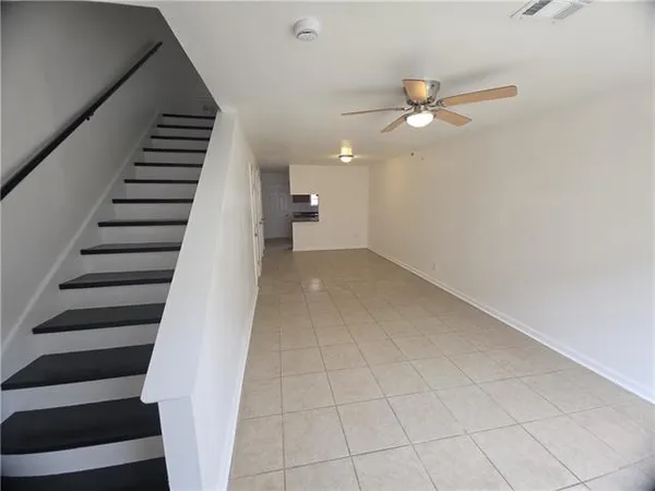 $1,350 | 4116 Lac Bienville Drive, Unit C, Harvey, LA 70058