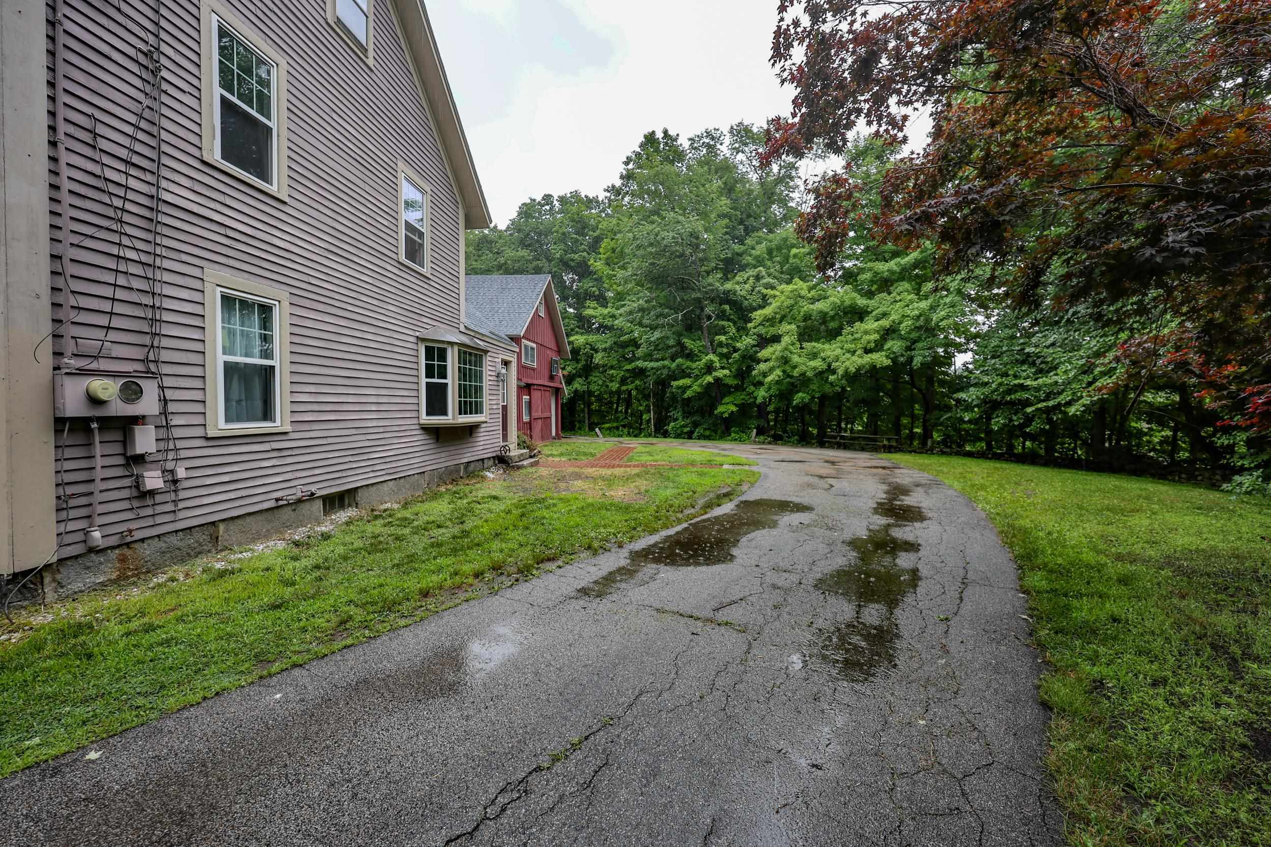 3 Depot Street New Boston, NH 03070 - Photo 4 of 45
