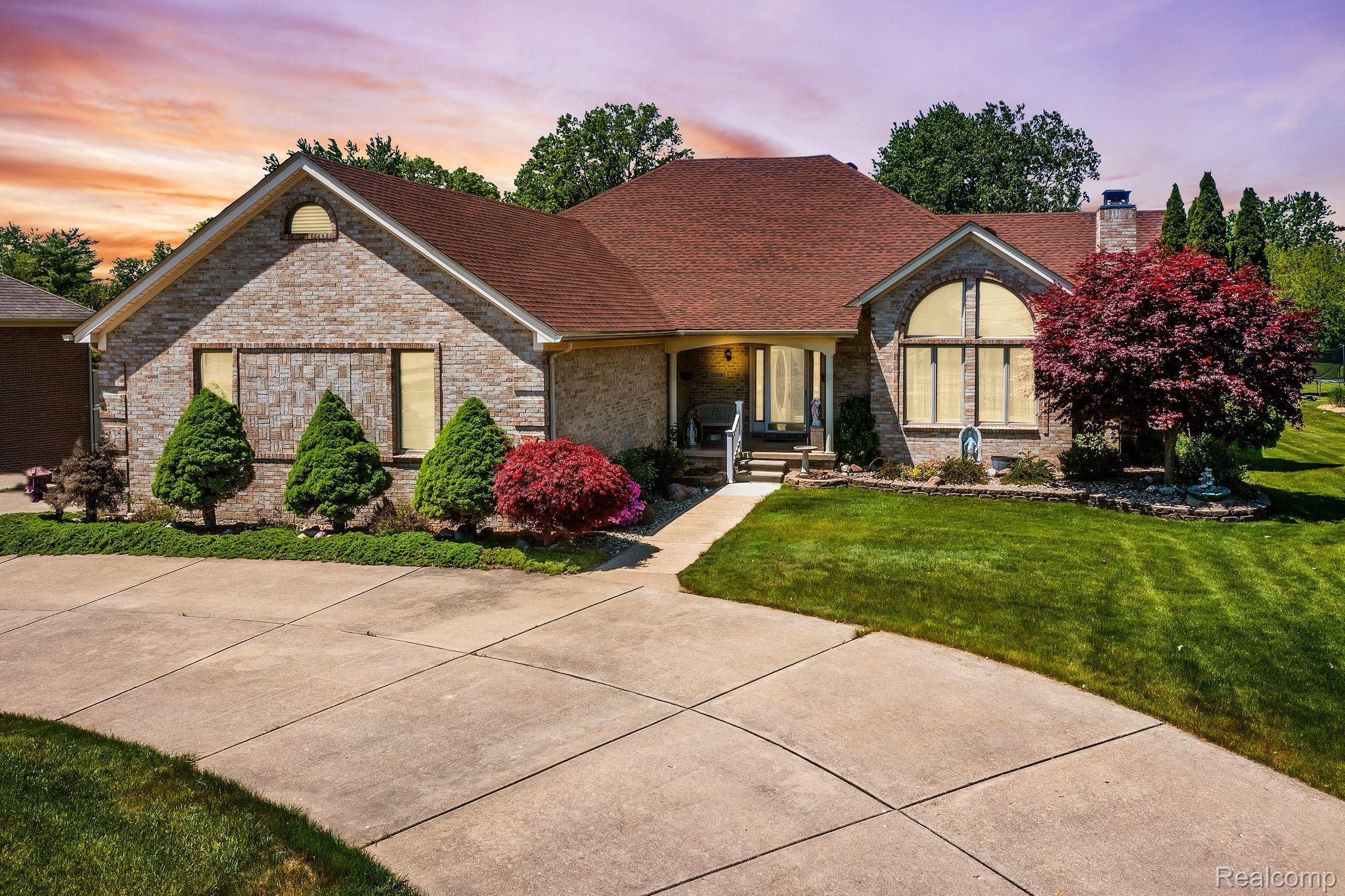 23890 Hall Road Trenton, MI 48183 - Photo 1 of 39 Gallery Image 1