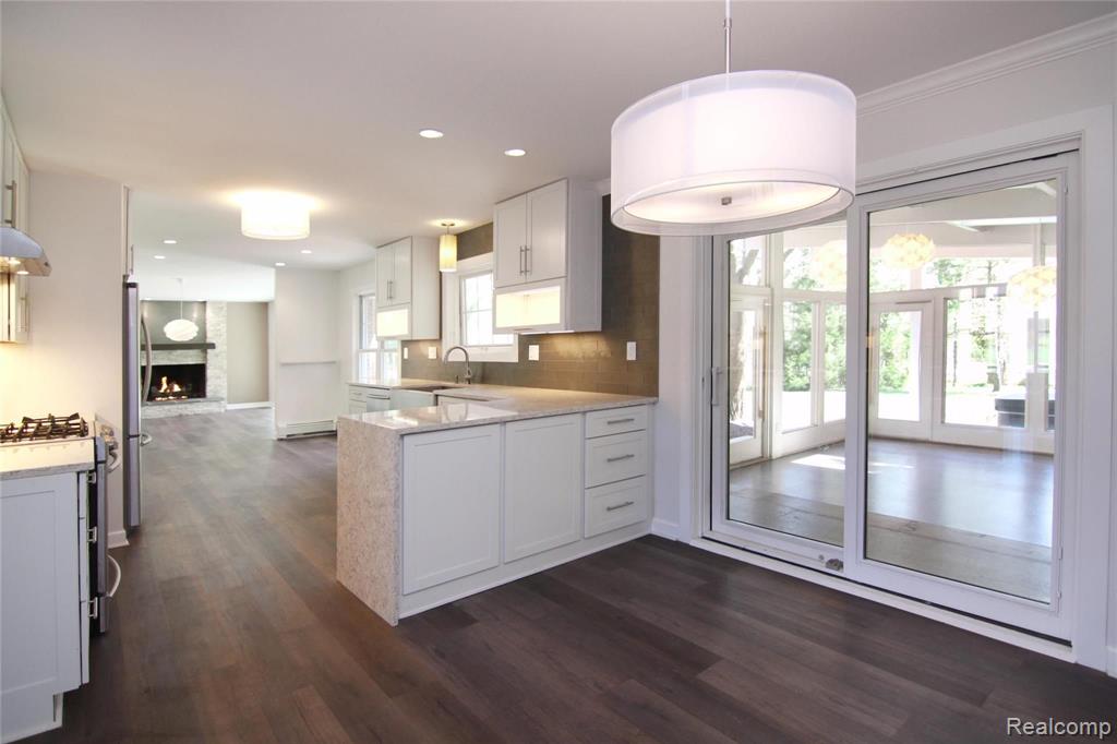 234 Shagbark Drive Rochester Hills, MI 48309 - Photo 11 of 32