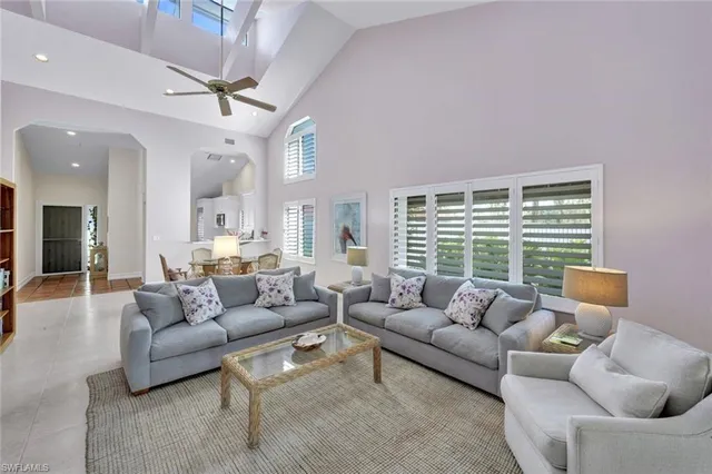 $10,000 | 202 Bears Paw Trail, Unit 97, Naples, FL 34105