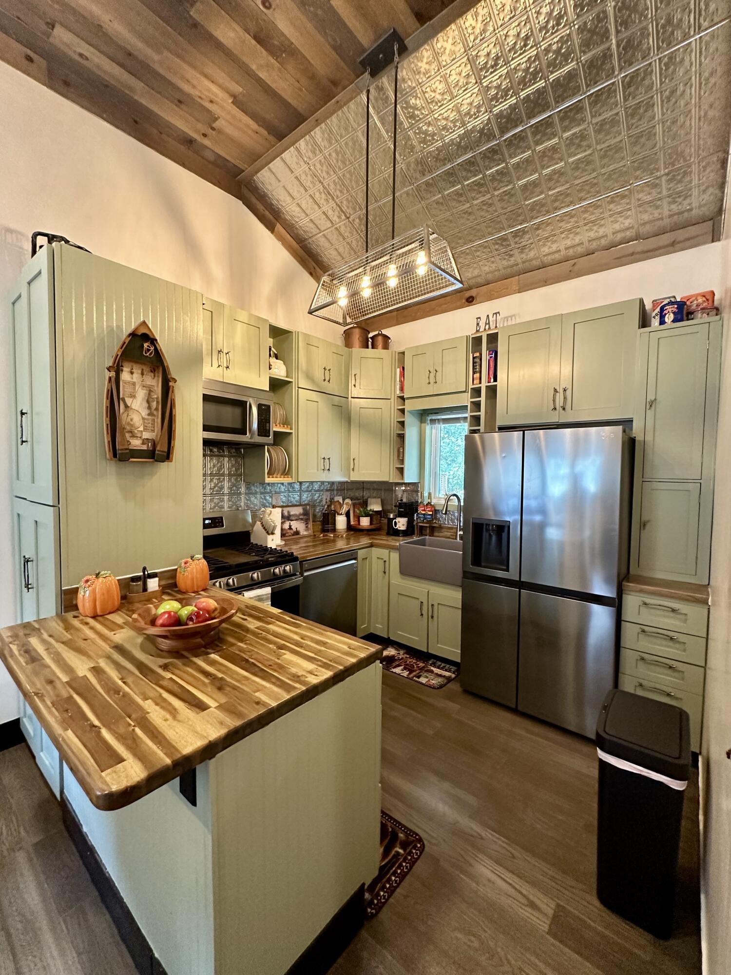 4265 Goose Point Road Bassett, VA 24055 - Photo 15 of 41 kitchen