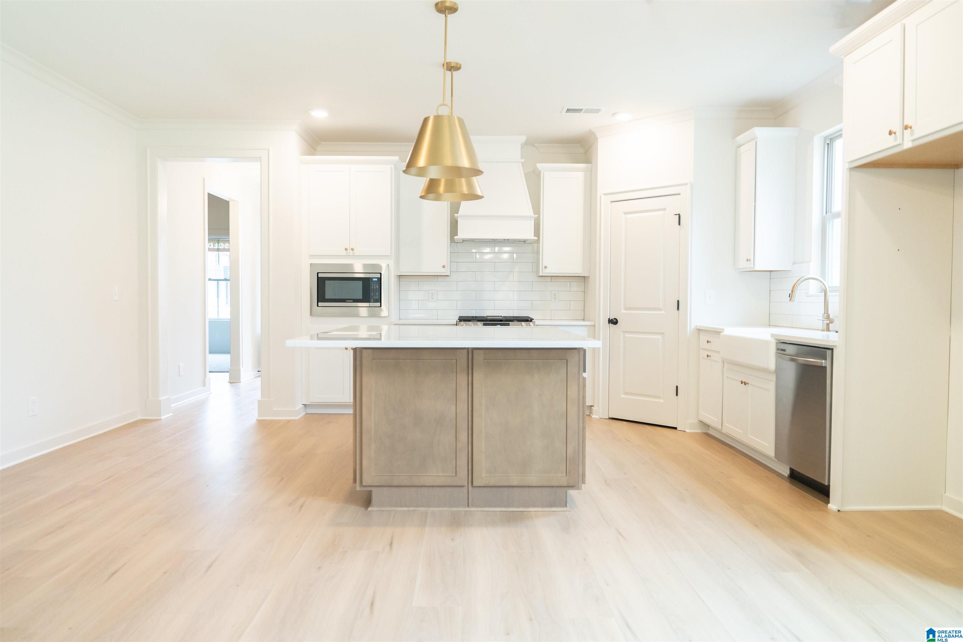 2052 Butler Road Birmingham, AL 35244 - Photo 15 of 29