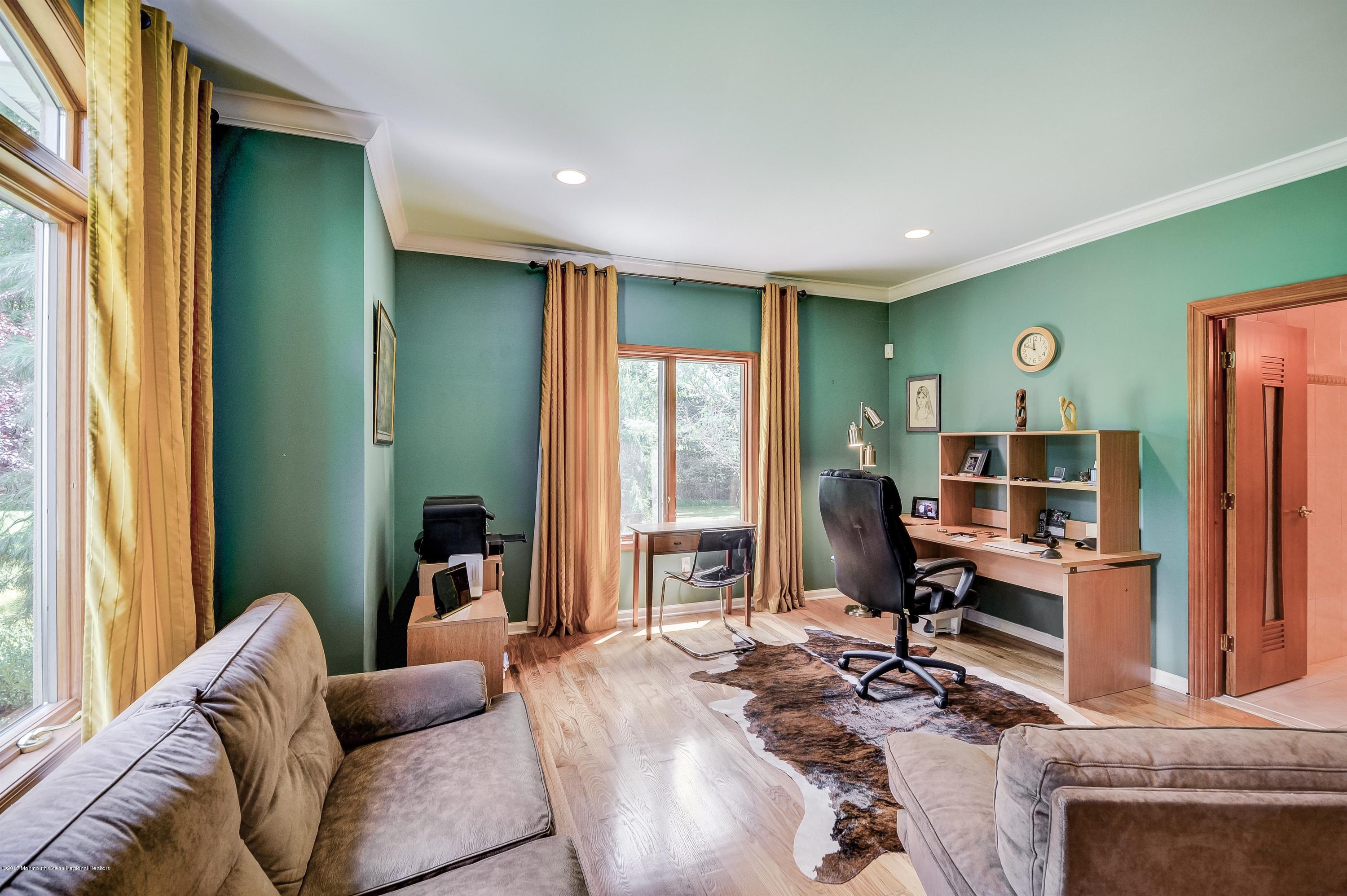 7 McCampbell Road Holmdel, NJ 07733 - Photo 17 of 42 1st fl den/guest rm