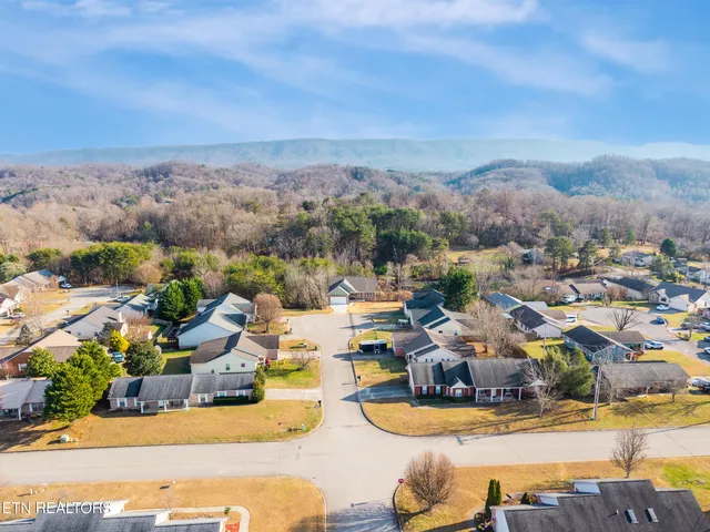 $559,900 | 3215 Harrington Court, Maryville, TN 37803