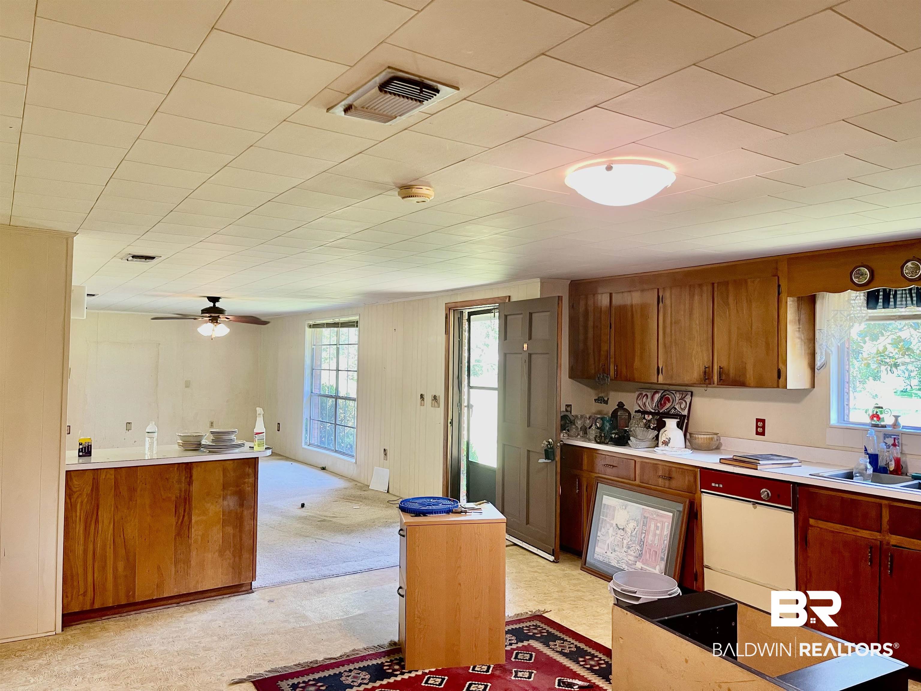 19797 Chestnut Drive North Foley, AL 36535 - Photo 9 of 16 Large Kitchen open to FR